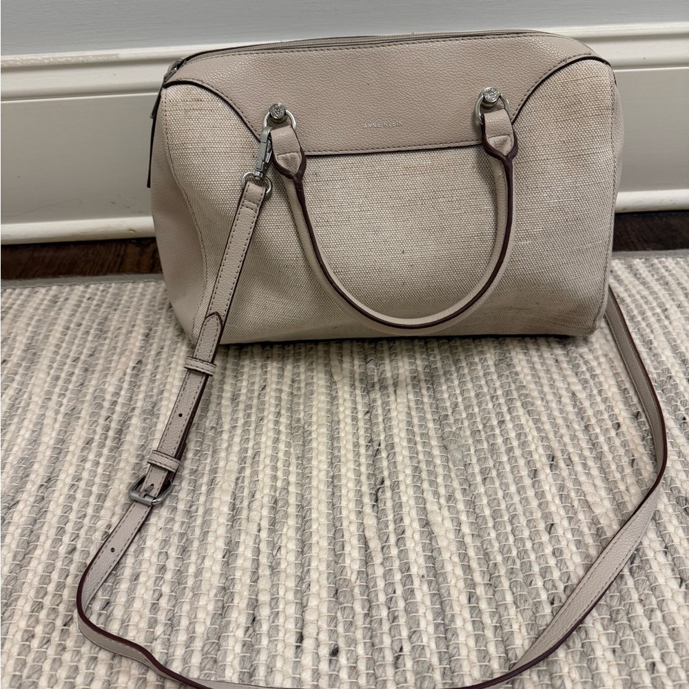 Elegant Cream Handbag
